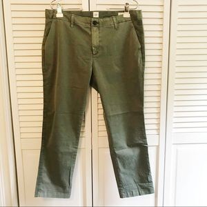 Gap army green chino capris